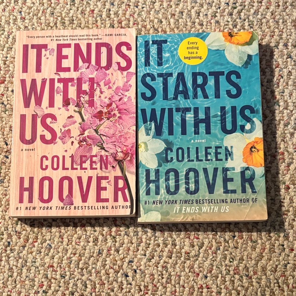 Colleen Hoover Book Set - It Ends With Us & It Starts With Us